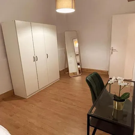 Mit Terrasse In Der Naehe Von Parque Taoro Apartamento